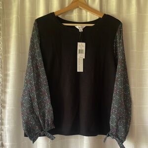 Women's Black Top with Patterned Sleeves XL Nicole miller NWT